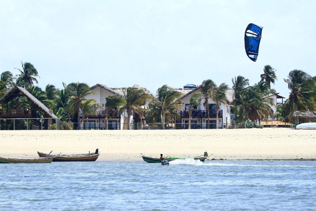 Ap. Peixe Boi Pe Na Areia Com Vista Frontal E Total Para O Mar バーハ・グランデ エクステリア 写真